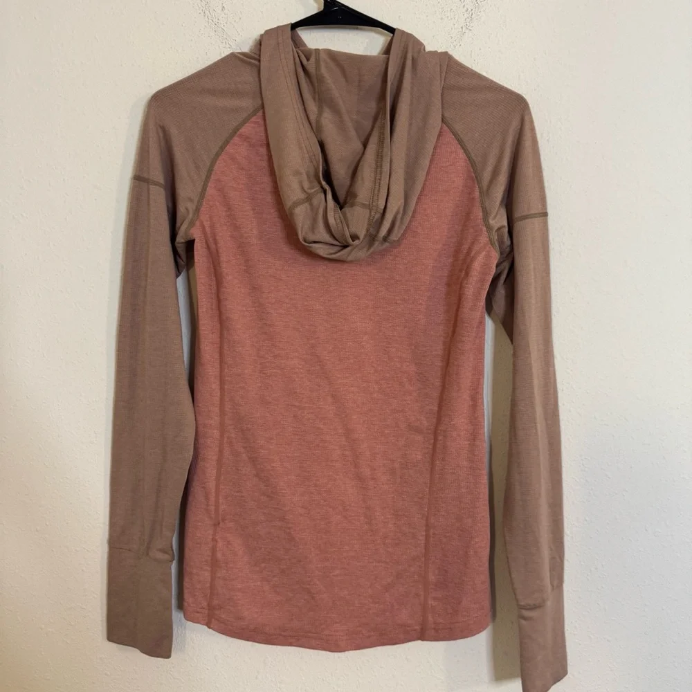 Flylow Flow Pink and Tan long sleeve Moonlight shirt Hoodie - Picture 5 of 5